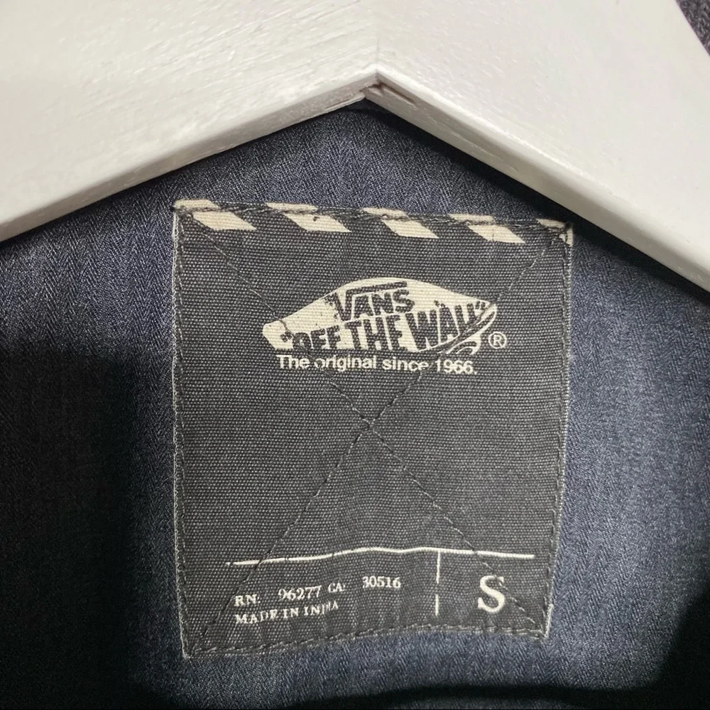 Vans Jacket Grey Full zipper button closure front pockets S